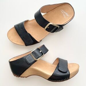 NEW Dansko Tanya Black Milled Burnished Leather Sandals